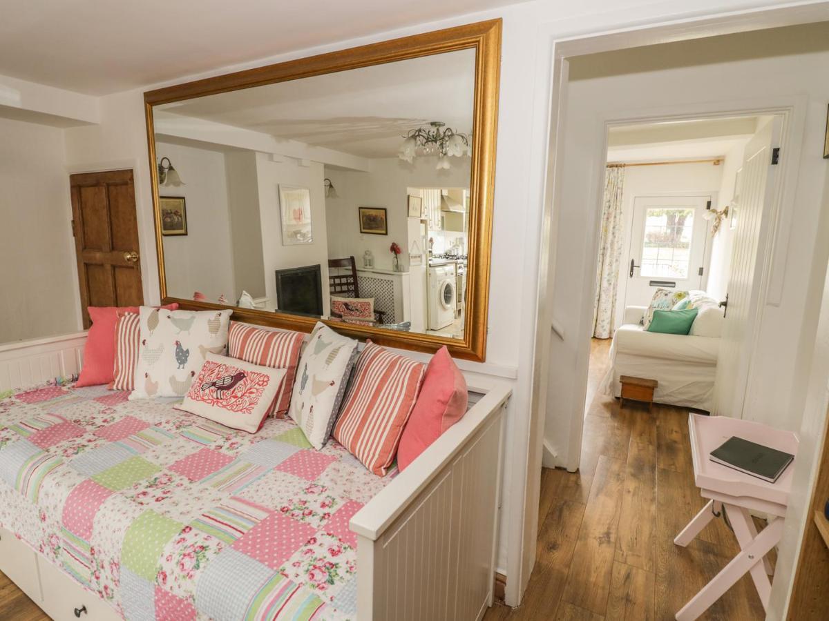 April Cottage บรอดเวย์ ภายนอก รูปภาพ